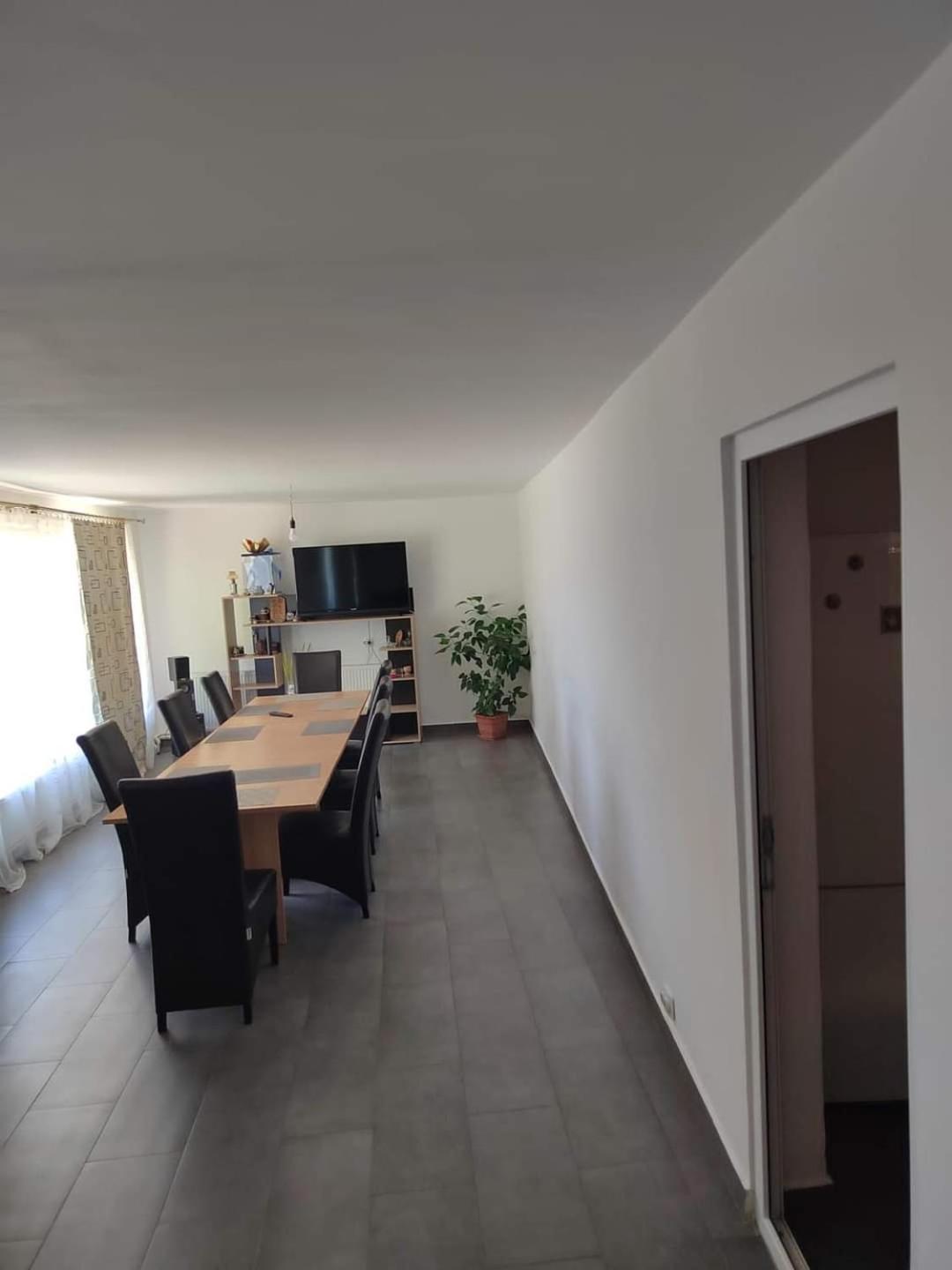 Casamarinela Hotell Orşova Exteriör bild